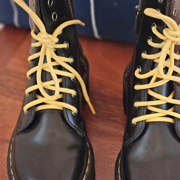 Doc Martin's Jaden platform boots - Picture 7 of 11